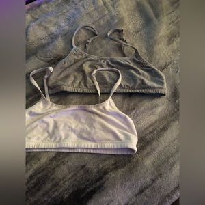 Victoria’s Secret pink sports bras